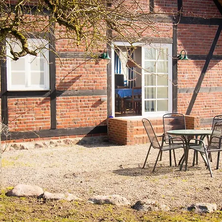 Reet Und Beckerwitz Hotel apartamentowy 3*