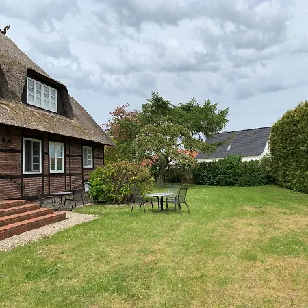 Apart Otel Reet Und Beckerwitz 3*